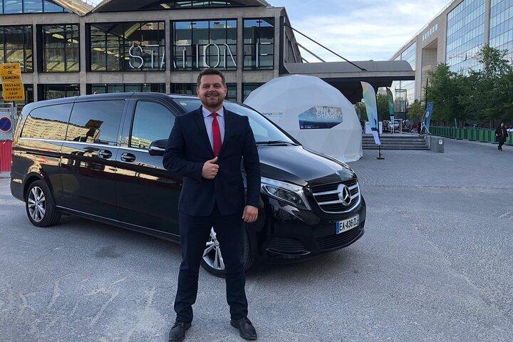 Privater One-Way-Transfer von Paris nach Brüssel oder zurück