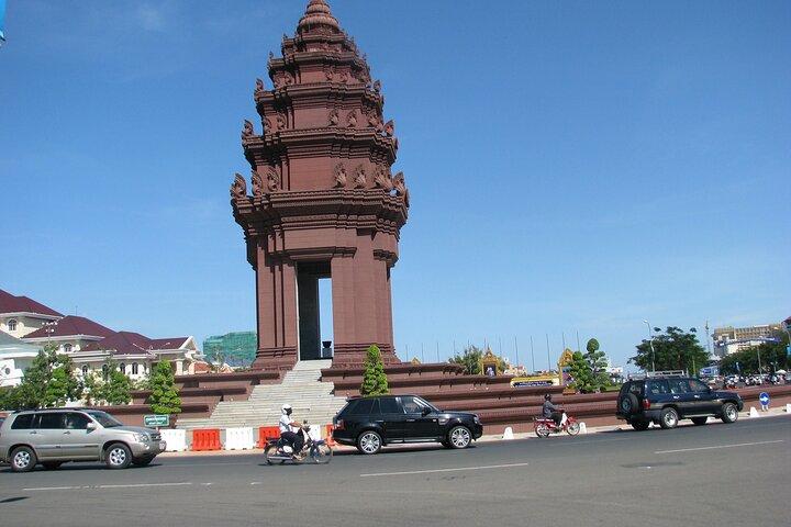 Tour completo della storia di Phnom Penh e della storia del genocidio