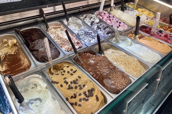 Evening Flavors of Naples: Private Food Tour and Wine Tasting
