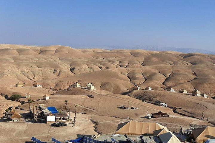 Agafay Sunset Trip: Quad + Camel + Dinner in Agafay