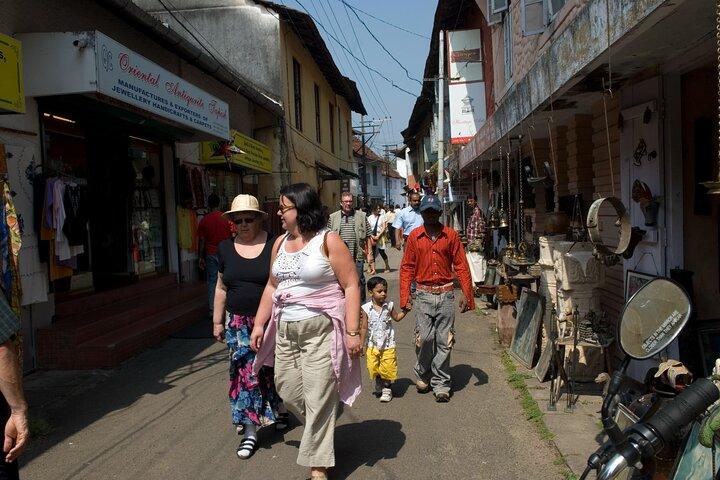 Tempel- und Backwater-Tour durch Südindien
