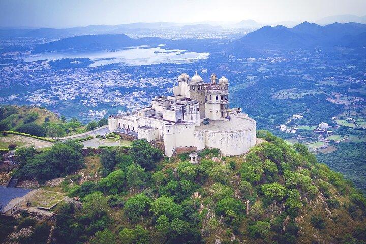 Udaipur Sightseeing e giro in barca