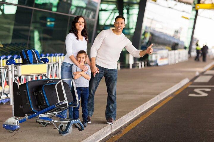 Aeropuerto de Bali: Traslado privado de ida y vuelta al hotel