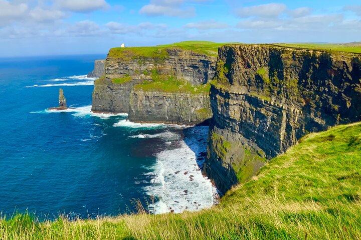 Privater Tagesausflug zu den Cliffs of Moher von Dublin