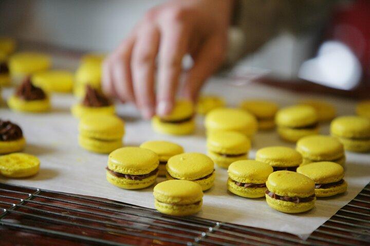 Clase de repostería para grupos pequeños Paris Macarons con un chef