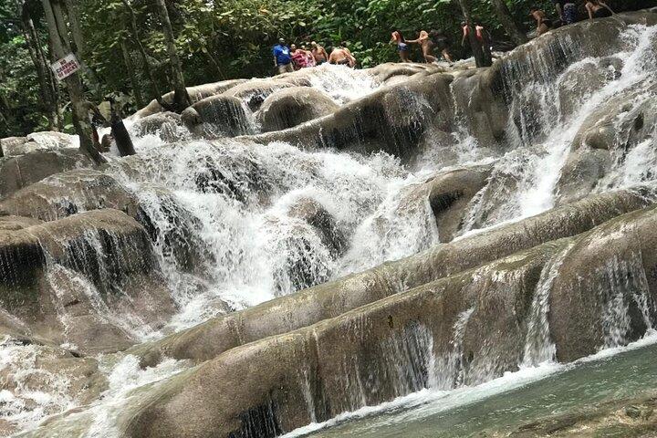 Dunns River Falls Experiência em Montego Bay Resorts