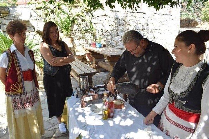 Heraklion: Kretisk privat madlavningslektion med frokost i Arolithos