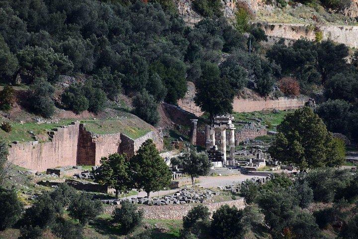 Delphi、Arachova、Levadia Krya Springs、プライベート デイ ツアー