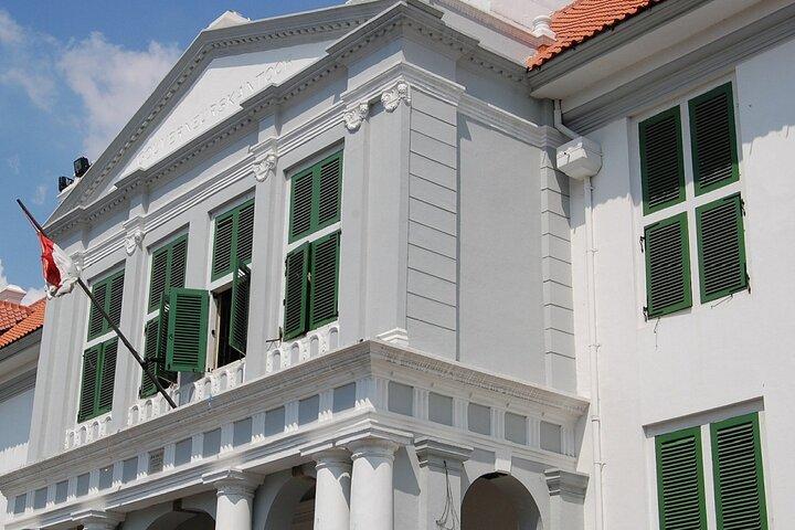 Autentic Full Day Colonial Jakarta Heritage Trail Tour