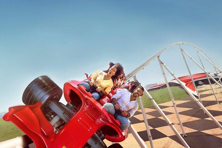 Visite du monde Ferrari d'une journée avec transferts privés depuis Dubaï