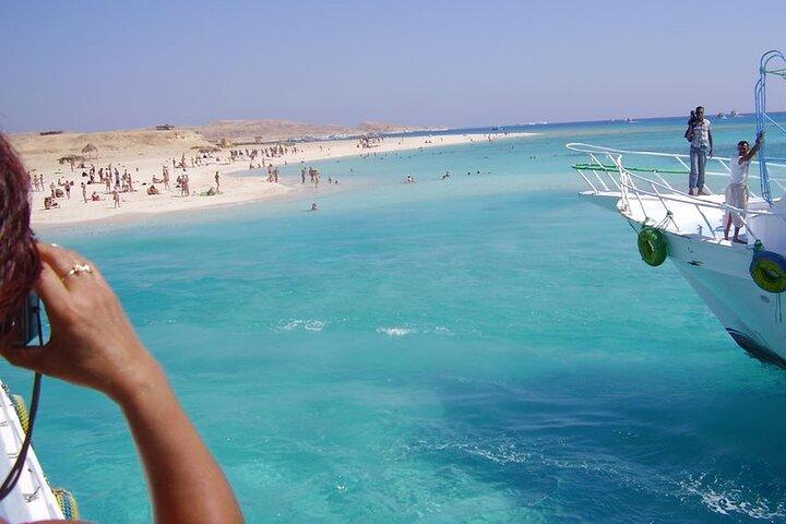 Snorkling med båd til Ras Mohamed og White Island-udflugt i Sharm