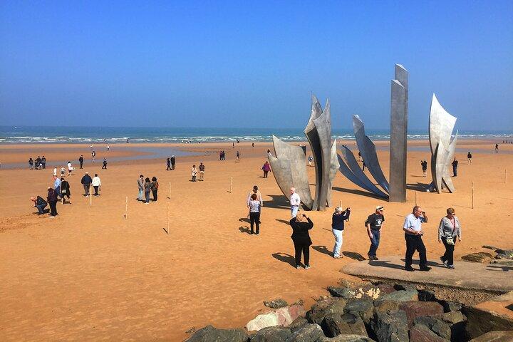 PRIVATE D-Day Beaches オマハ、ポワント・デュ・ホック パリ発日帰り旅行