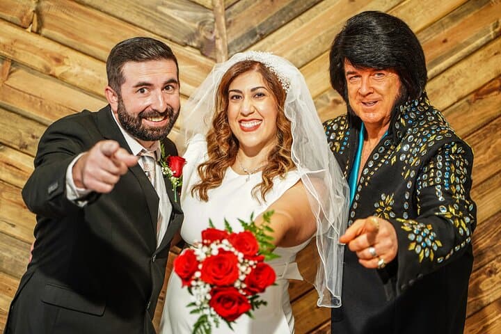 Elvis Wedding at The Little Vegas Chapel including Limousine Transportation