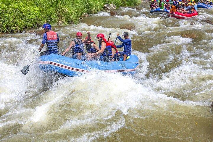 パンガーでの急流ラフティングと ATV バイク アドベンチャー ツアー