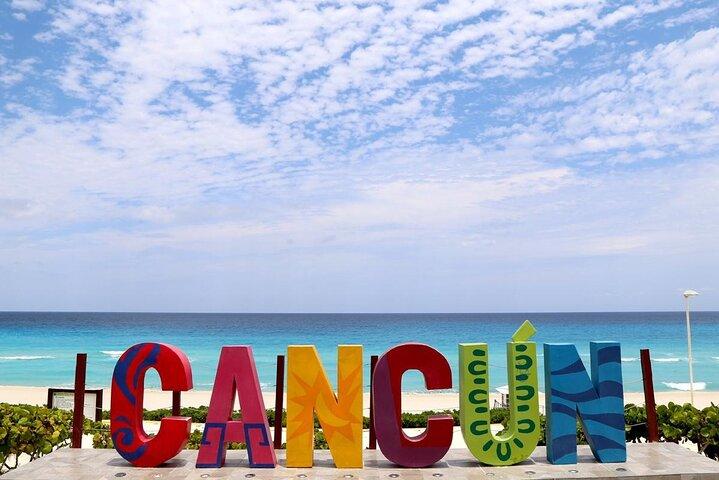 ¡Vive la experiencia de Cancún! Transporte redondo desde Cancún