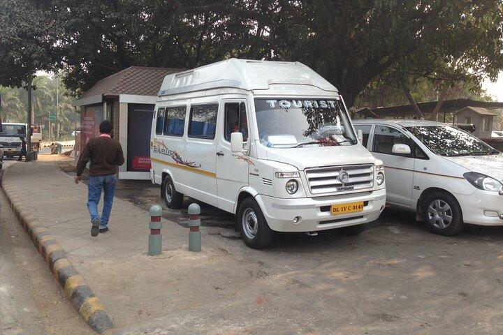 Privater Transfer: Flughafen Mumbai zum Hotel