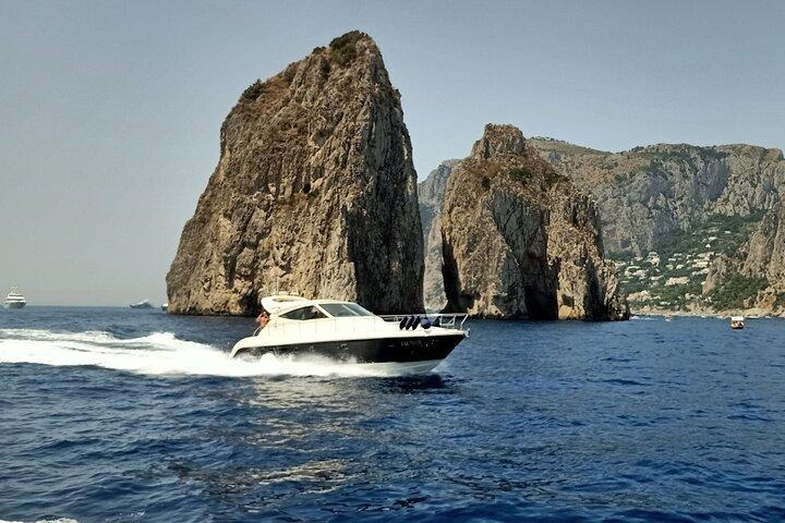 Privat krydstogt til Capri og Amalfikysten fra Sorrento eller Capri - yacht 50'