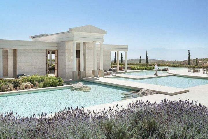 Mykonos to Amanzoe: Private Helicopter Flight