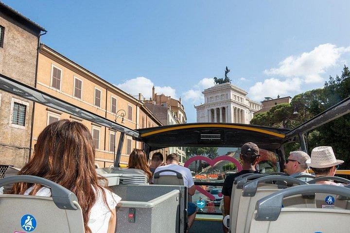 I Love Rome : Hop on Hop off Open Bus Tour