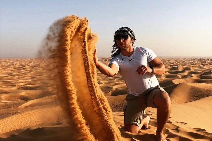 Geführte Desert Quad Safari mit Kamelritt, BBQ-Dinner und Live-Shows