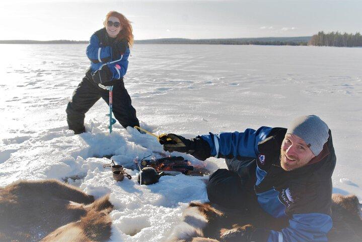 Eisfischen wie ein Finn in Rovaniemi, Apukka Resort