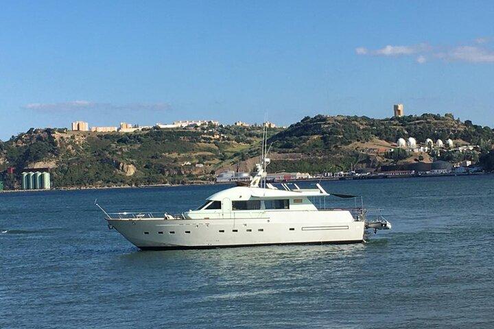 Sunset Cruise Lisboa | Vip Yatch Lisbon Party
