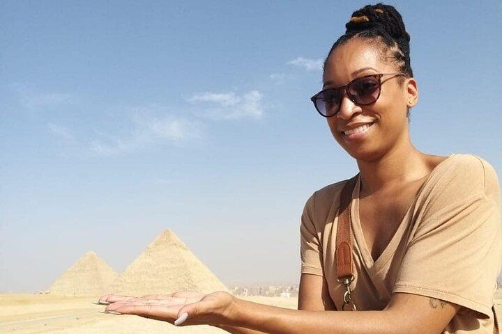 Private Cairo Layover to Giza pyramids and Sphinx