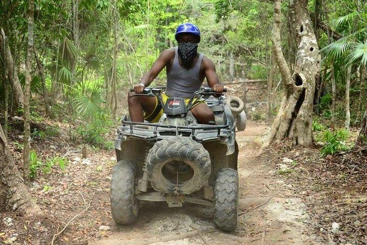 Degustación de tequila, paseos a caballo, ATV, tirolinas Cenote y almuerzo