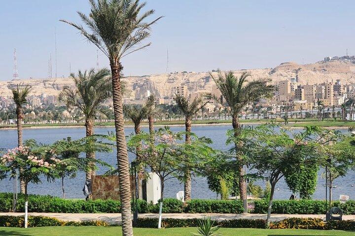 Tour de día completo a las momias reales, las pirámides de Giza, la esfinge y el bazar