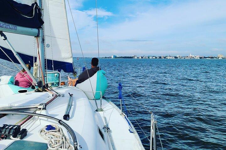 Noleggio Yacht di Lusso Privato, BYOB & Dolphins