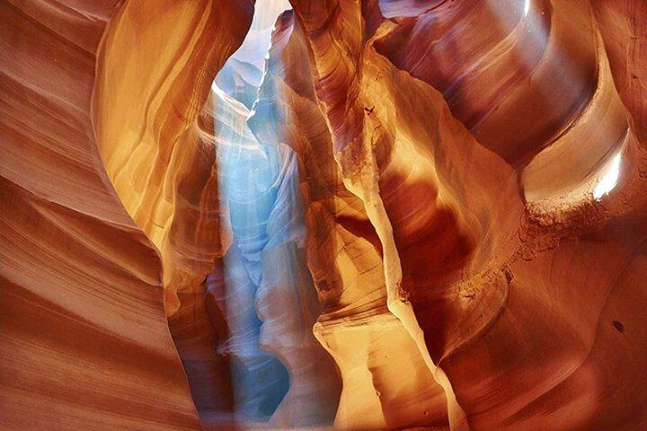 Excursão de caminhada Antelope Canyon X (com opção de upgrade para excursão fotográfica)