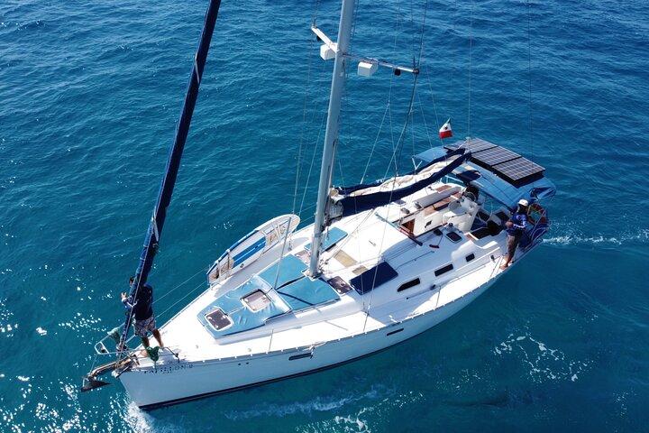Private Sailboat tour in Cabo San Lucas with Papillon Yachts