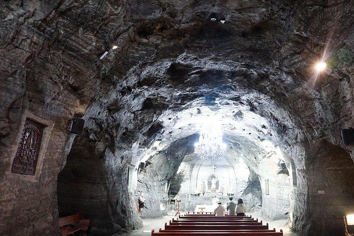 ジパキラ塩の大聖堂プライベートツアー：入場料込み