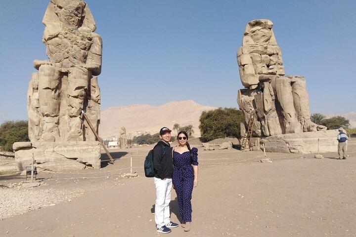 Escala Privada Luxor Sightseeing East e West Bank do Aeroporto ou Hotel de Luxor