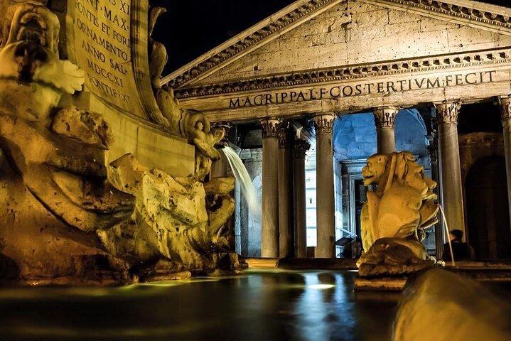 Exklusiv Rom by Night Vespa Tour