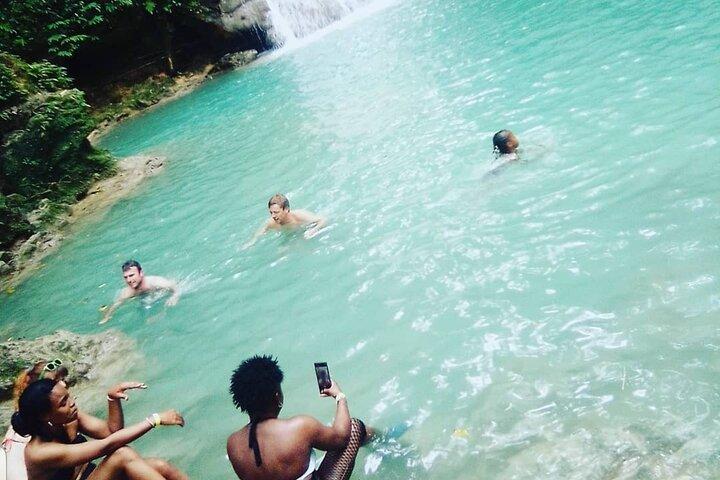 Blue Hole Ocho Rios Day Trip og ATV eventyr fra Montego Bay