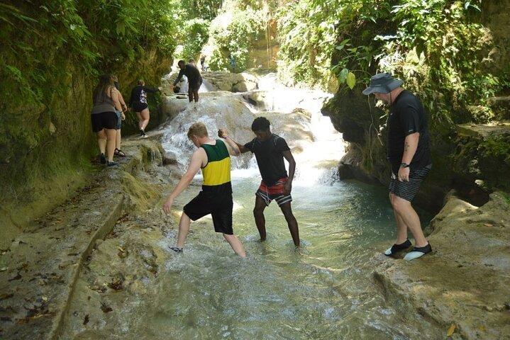 Blue Hole Ocho Rios Day Trip og ATV eventyr fra Montego Bay