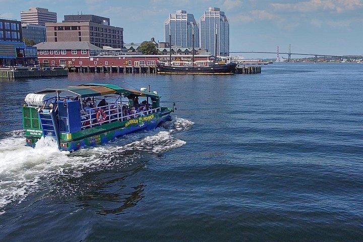 Harbor Hopper-Tour in Halifax