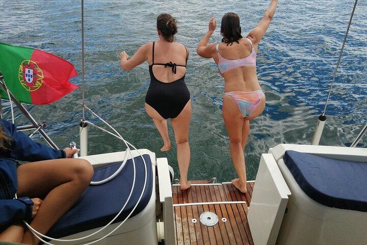 Tour por la costa en un yate de vela de lujo - Vilamoura (máx. 12 personas)