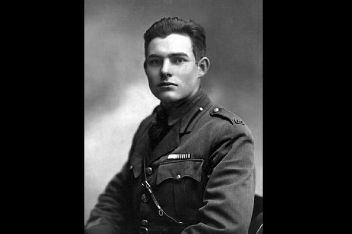 Hemingway in Paris - Small Group Walking Tour