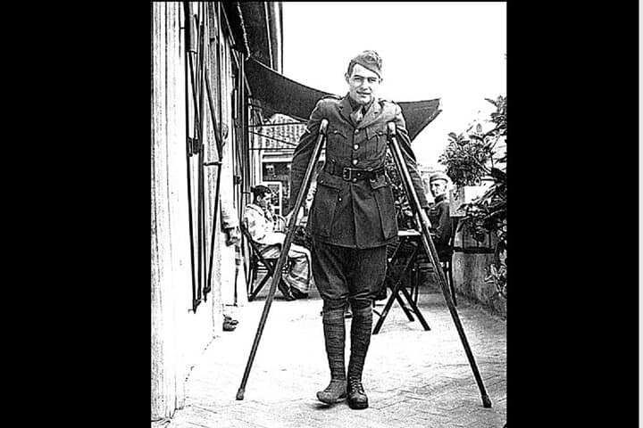 Hemingway in Paris - Small Group Walking Tour