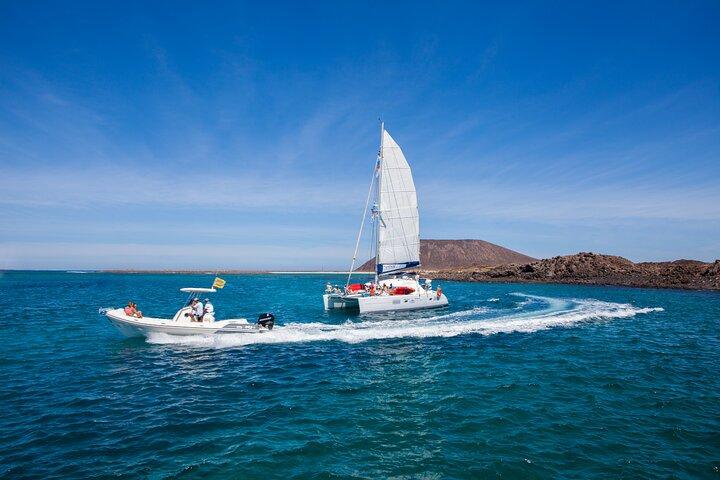 4-Hour Sailing Tour of Lobos Island from Fuerteventura
