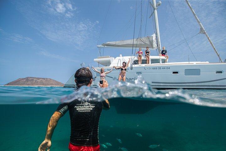 4-Hour Sailing Tour of Lobos Island from Fuerteventura