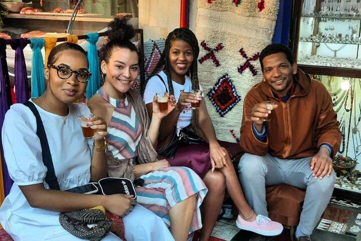 Skip-the-Line : Tour della Medina e dei Suk di Marrakech con biglietti d'ingresso