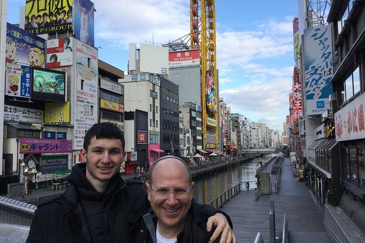 大阪カスタマイズマイカーツアー：英語ドライバー、ガイドなし