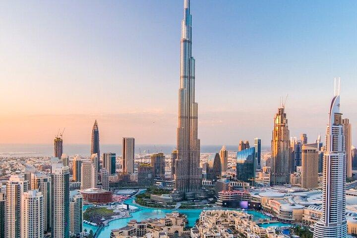 Increíble recorrido por la torre Burj Khalifa de Dubai con cena