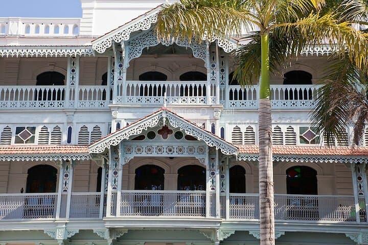 Private Dolphin Tour + Zanzibar Stone town Tour ( City Tour )+ Jozani Forest