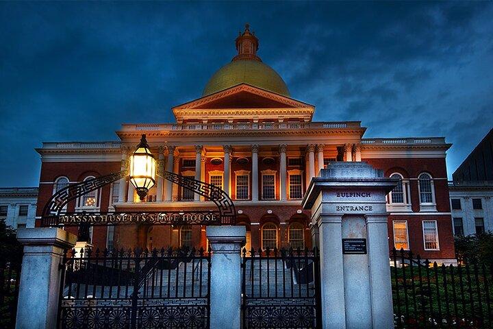 Boston Ghosts Boos og Brews Haunted Pub Crawl