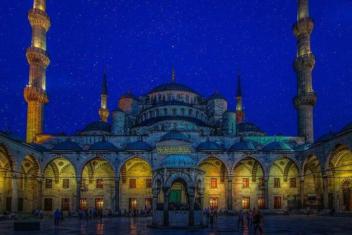 Night Walking Tour in Istanbul Old City