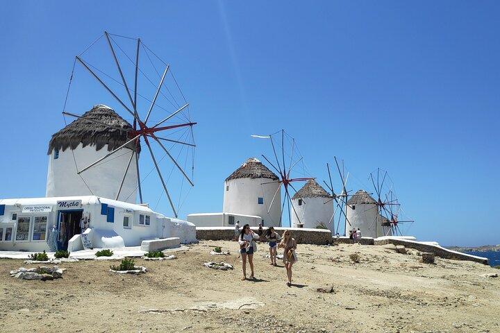 Privat vandringstur i Mykonos stad och avskild strand picknick